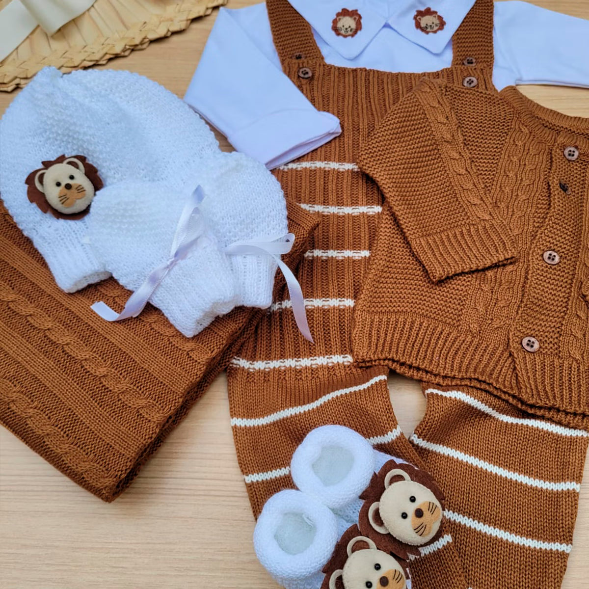 Saída Maternidade Tricot Logan