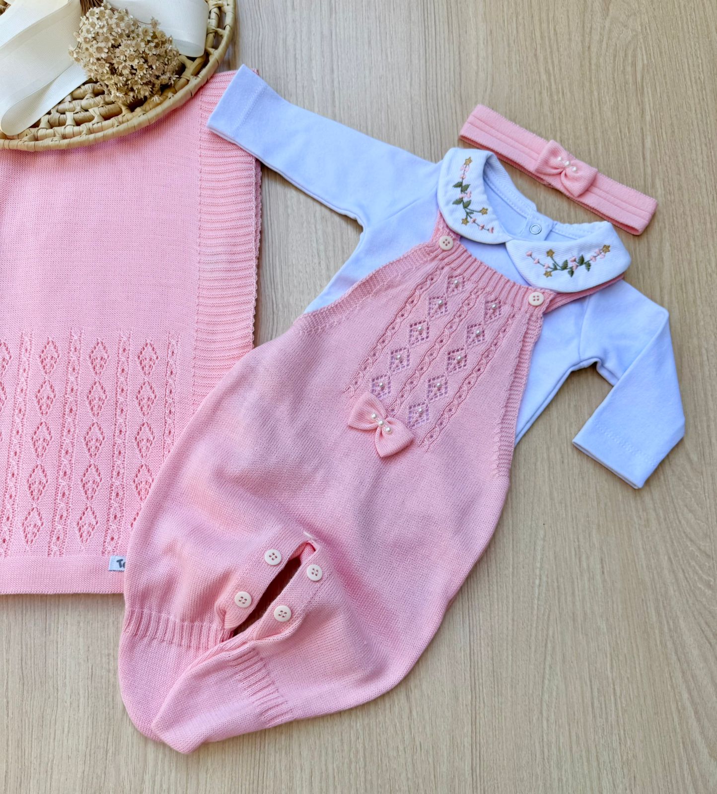 Saída Maternidade Tricot Maria Carolina