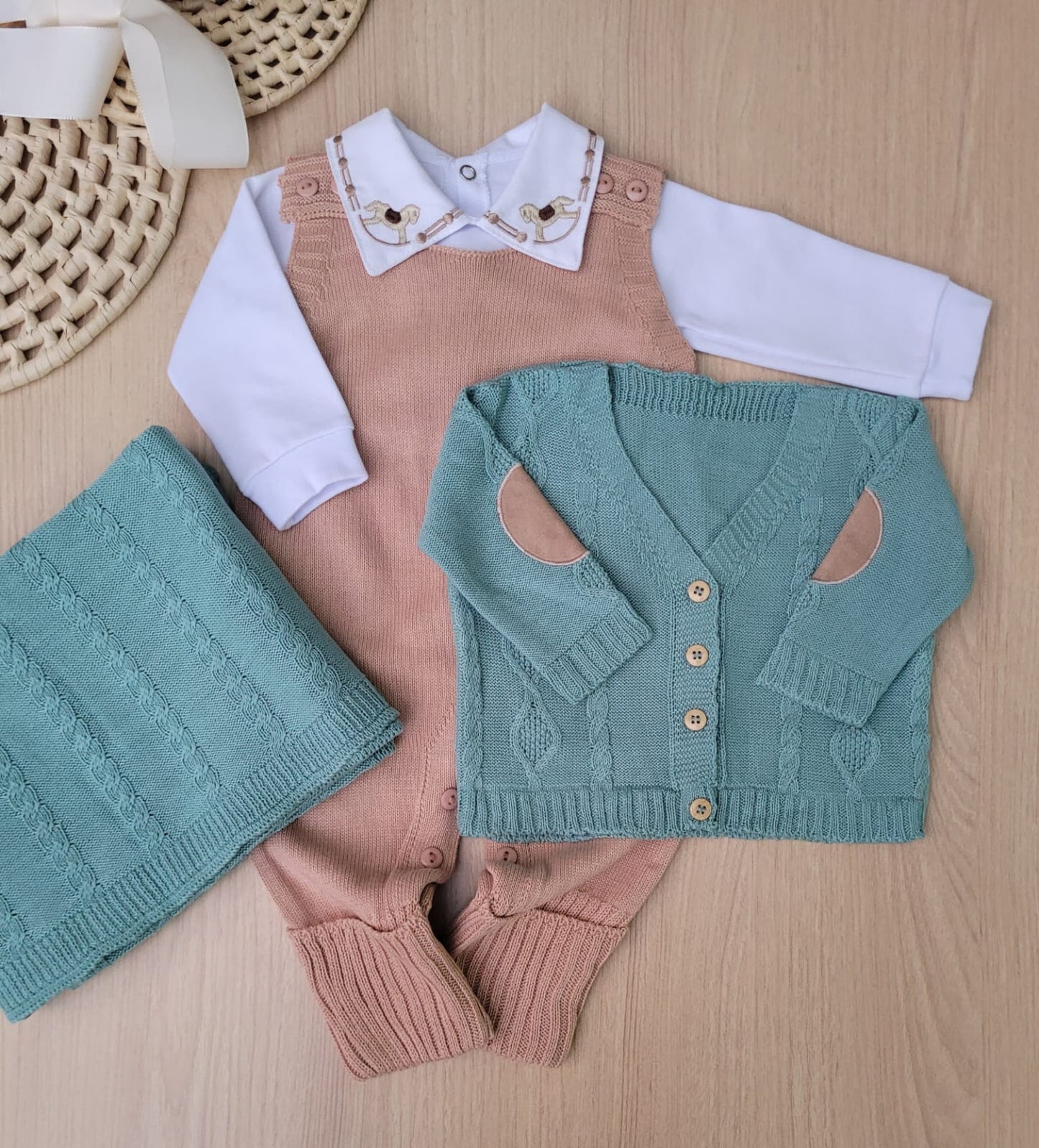 Saída Maternidade Tricot Augusto