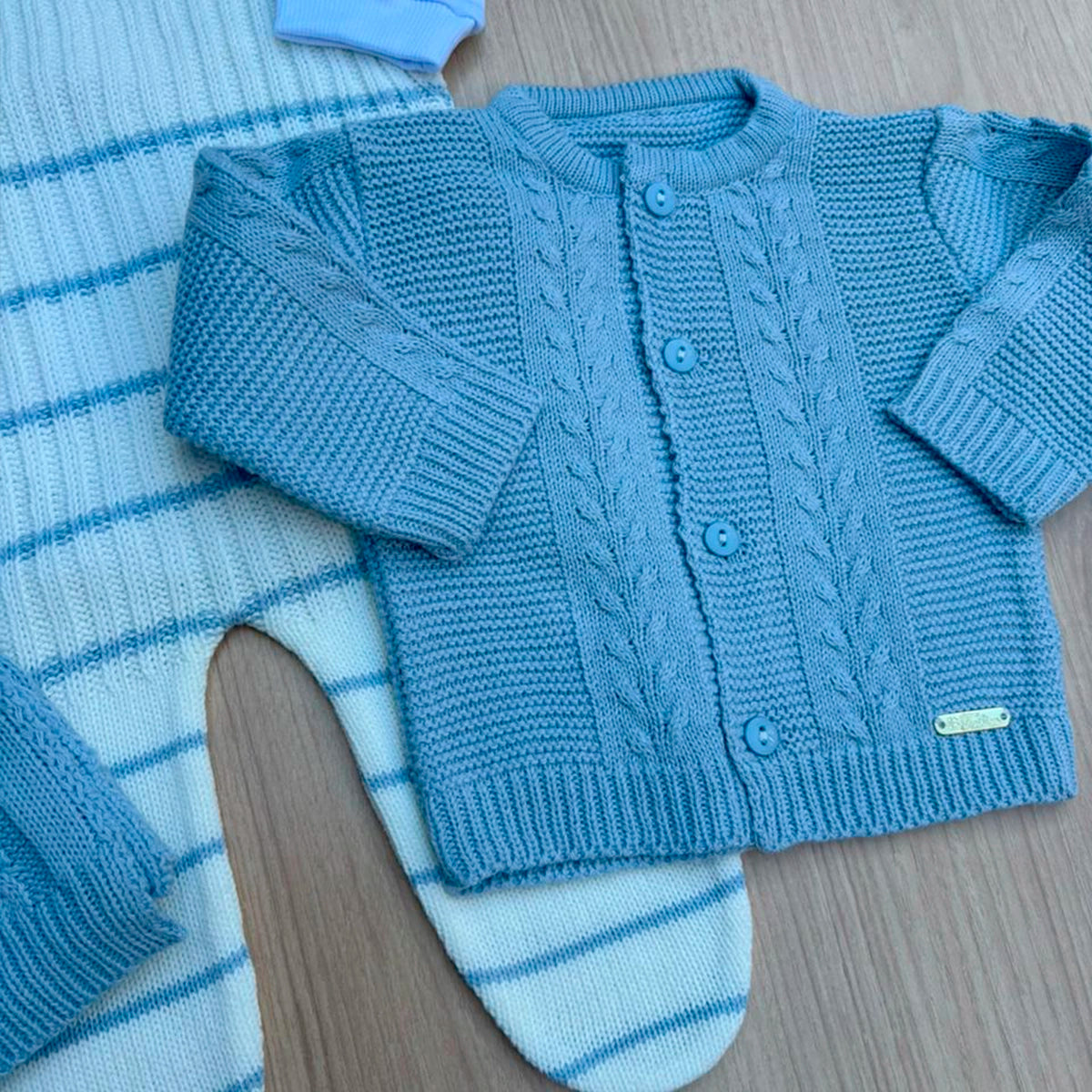 Saída Maternidade Tricot Vitor