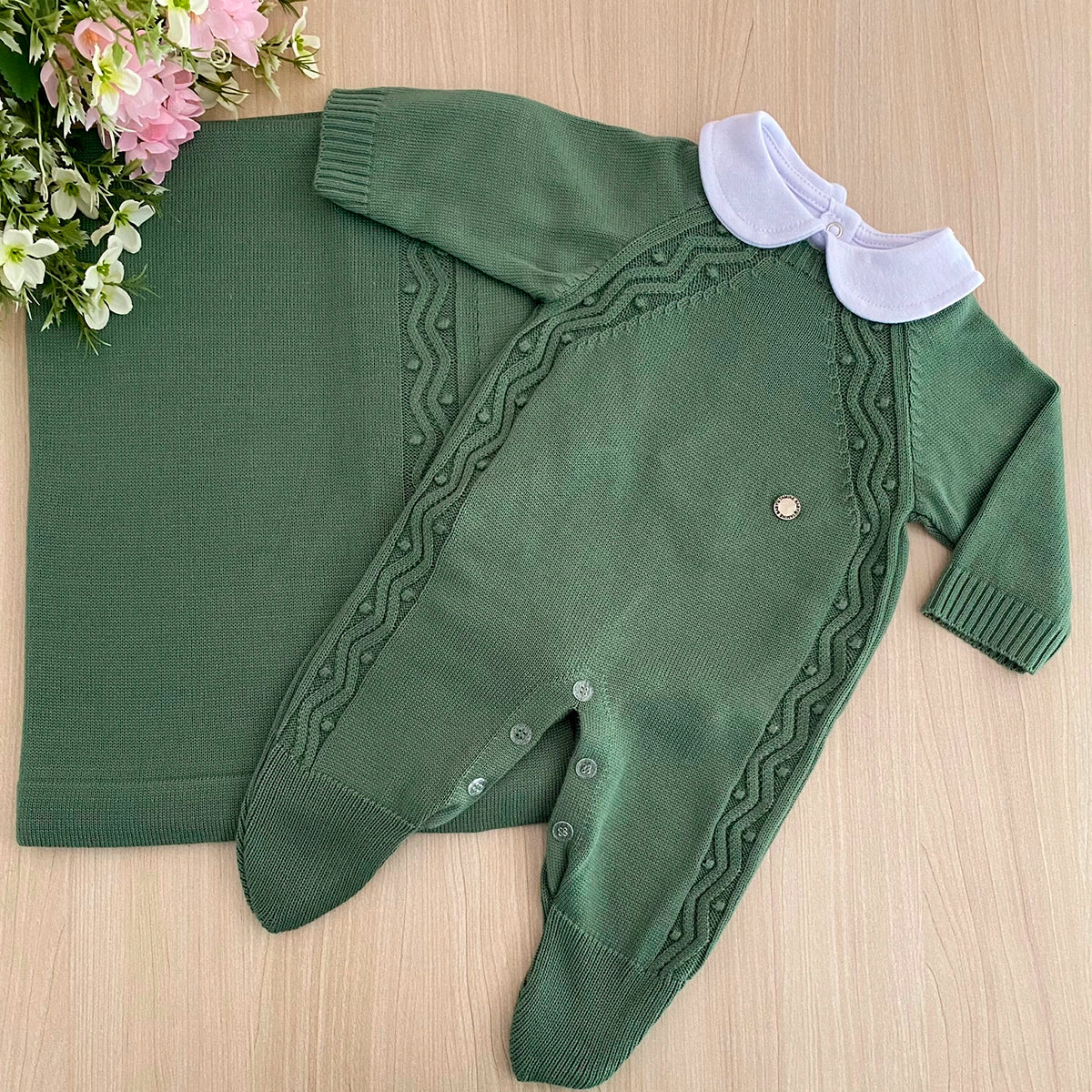 Saída Maternidade Tricot Bolotas