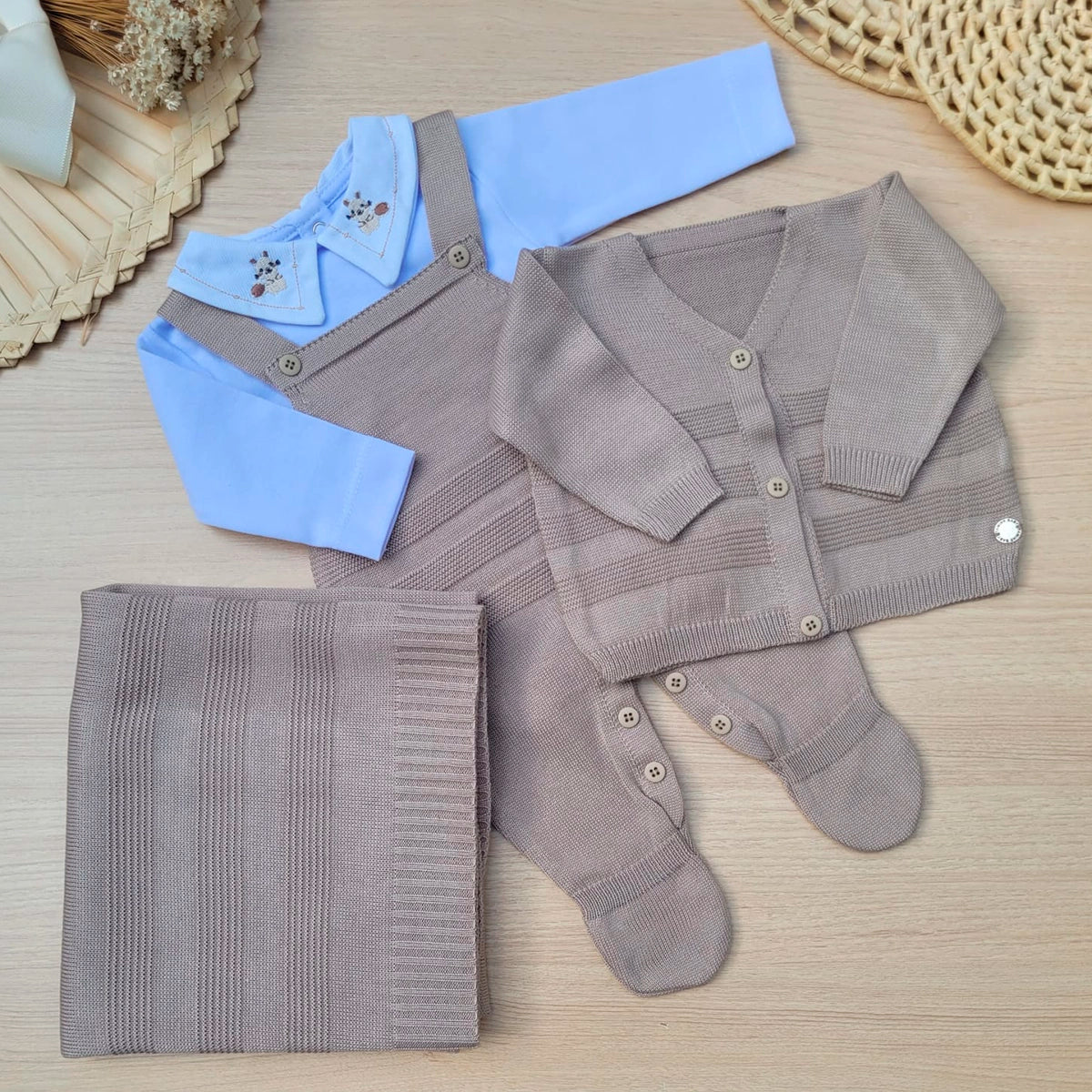 Saída Maternidade Tricot Leonardo