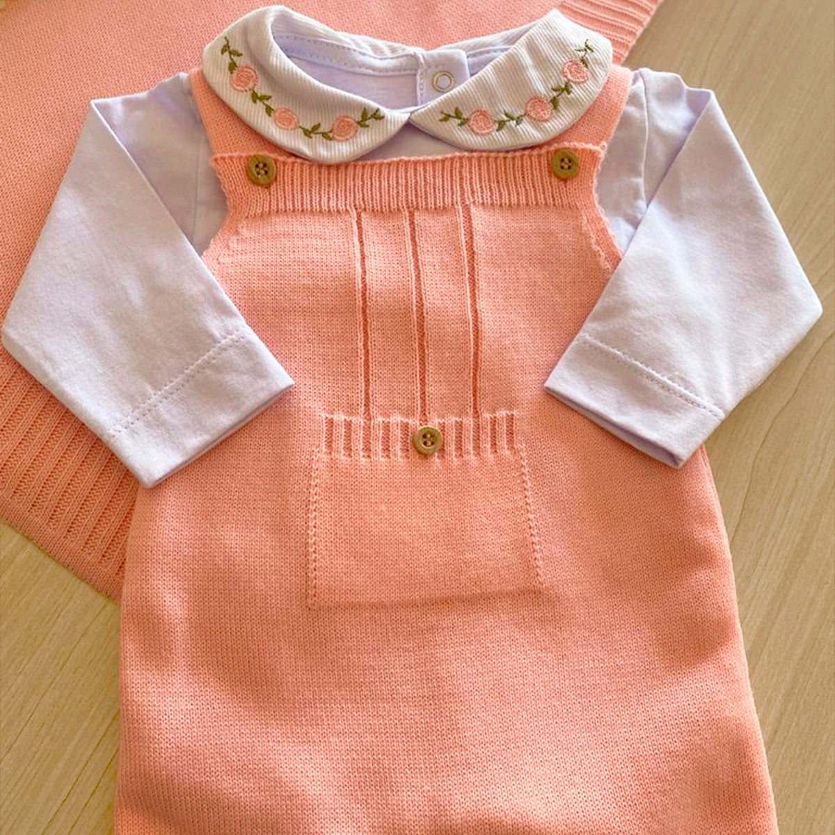 Saída Maternidade Tricot Maria Clara