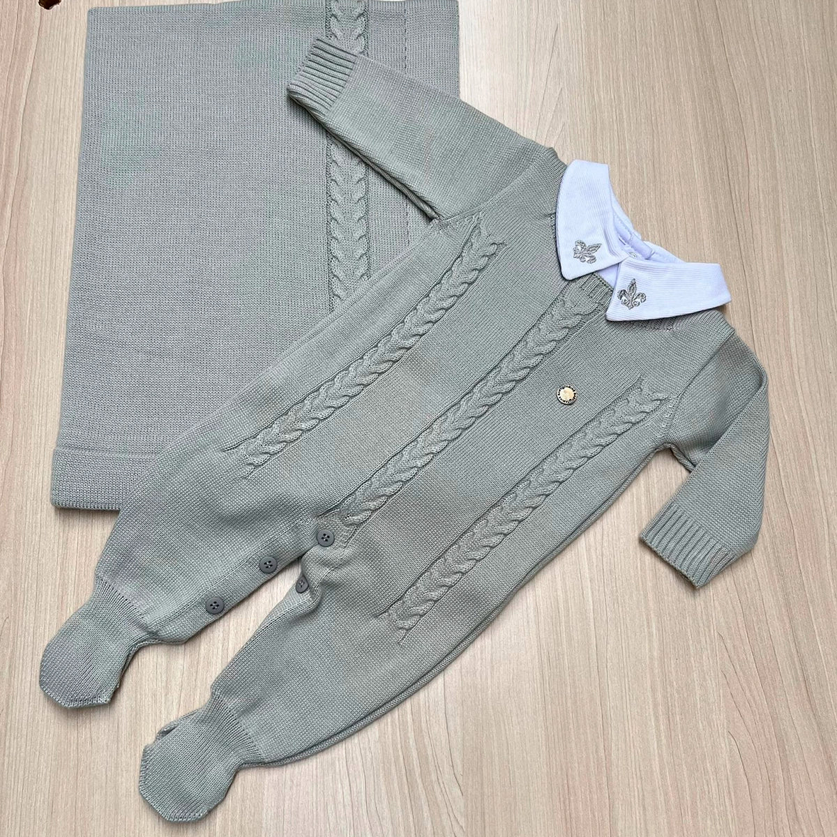 Saída Maternidade Tricot Antônio