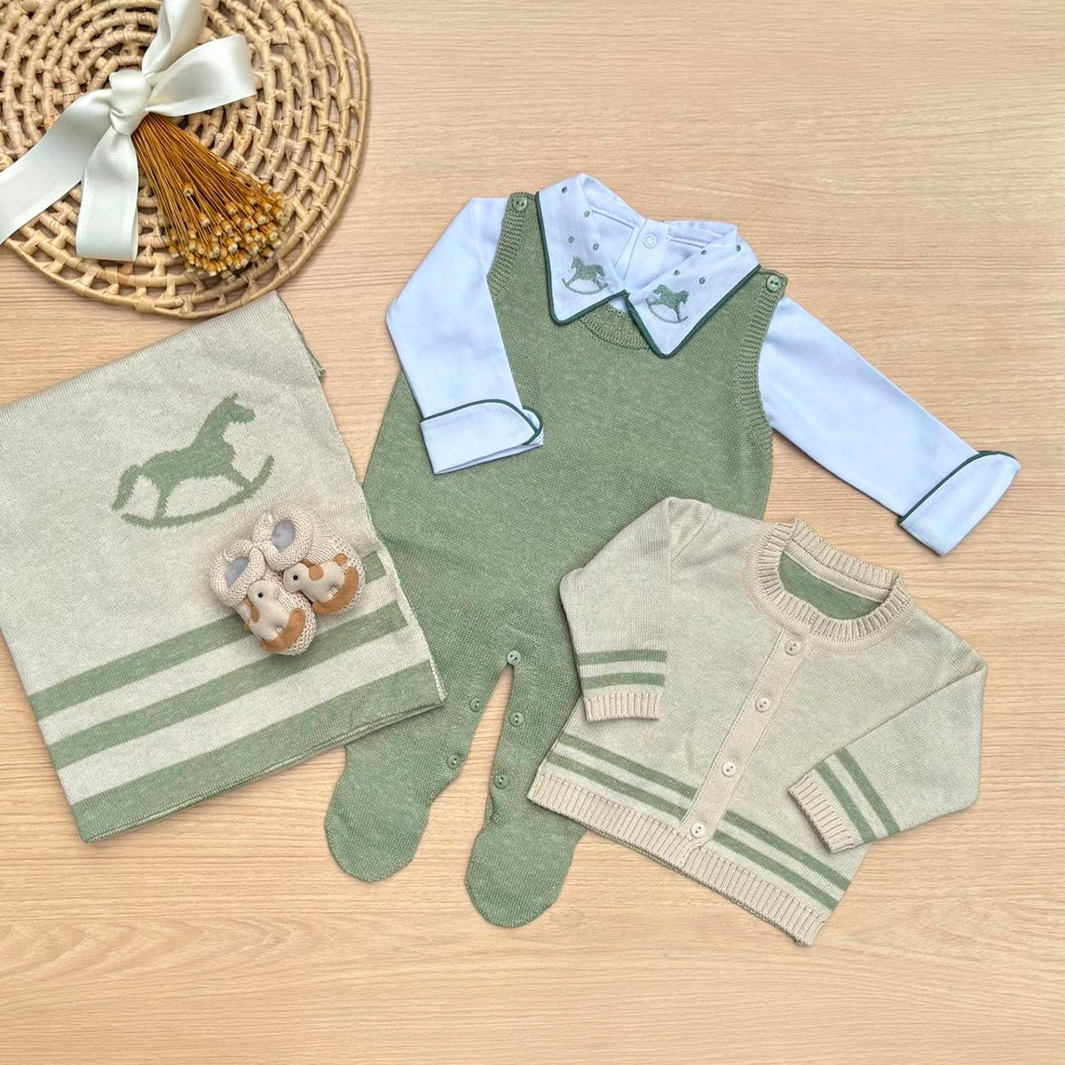 Saída Maternidade Tricot Hugo