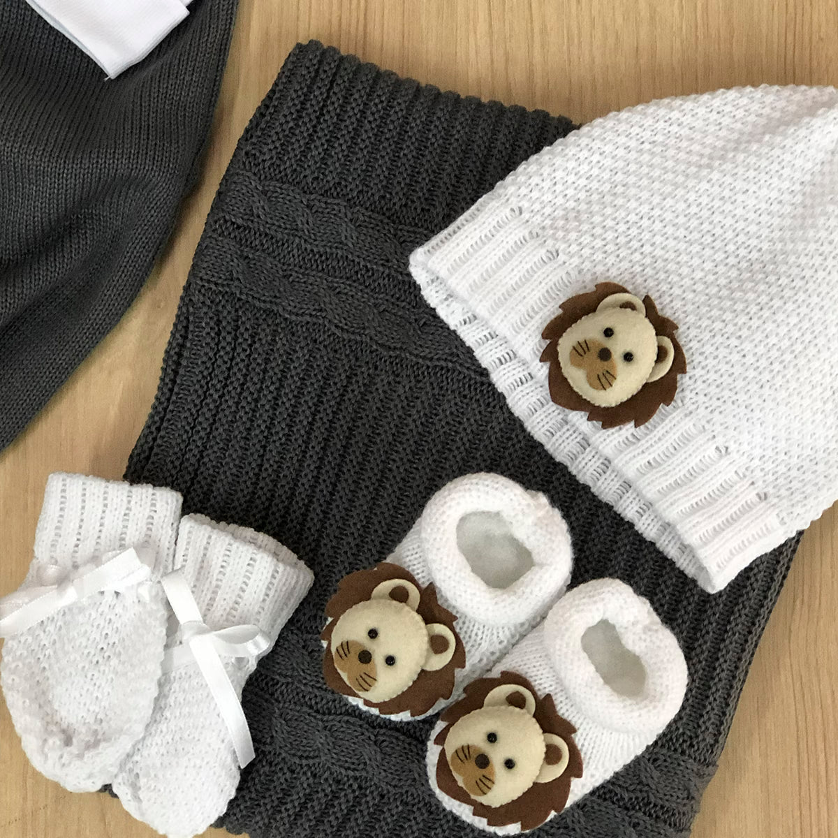 Saída Maternidade Tricot Elias