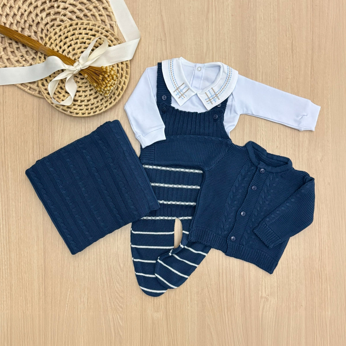 Saída Maternidade Tricot Vitor