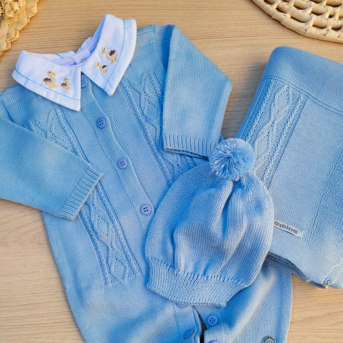 Saída Maternidade Tricot Moisés
