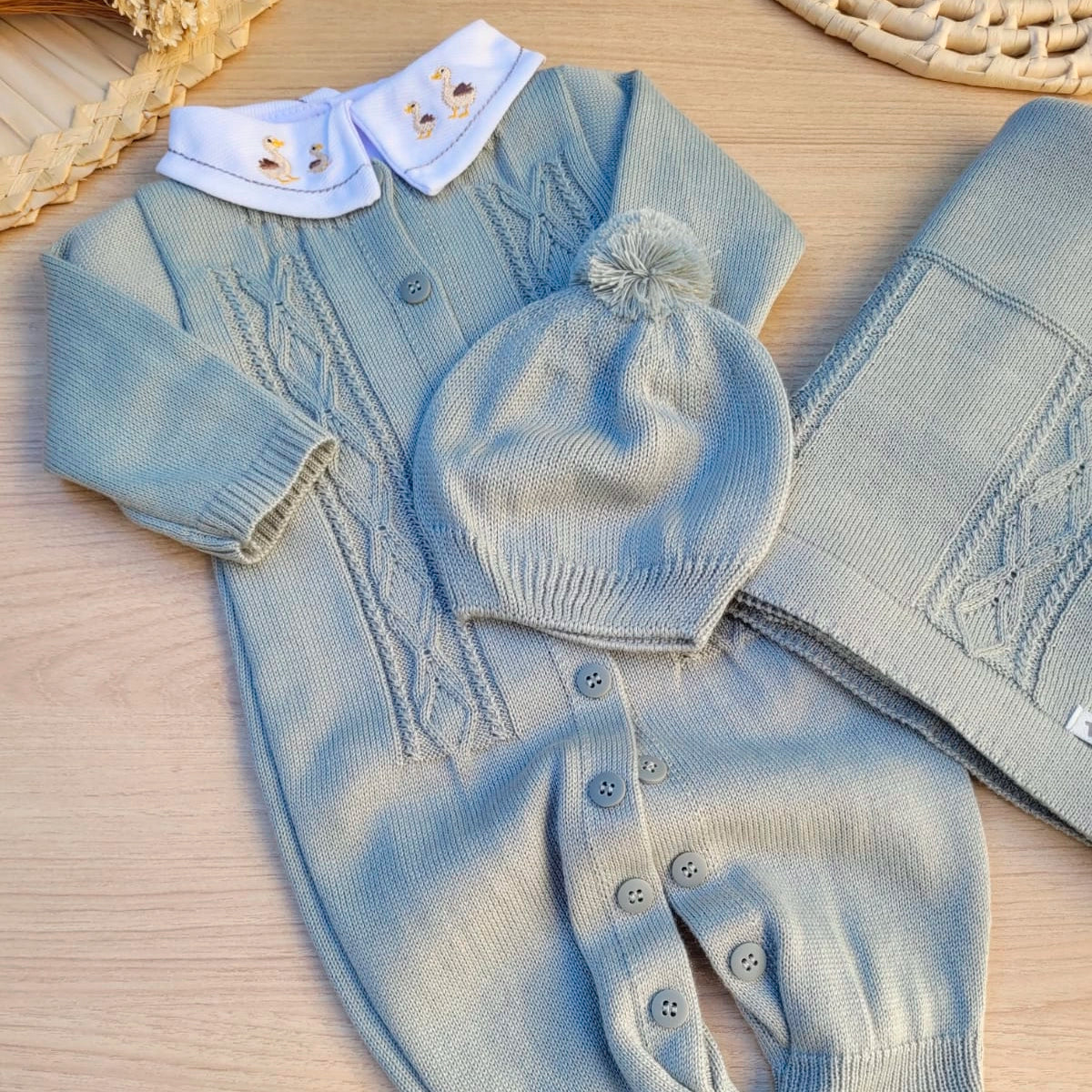 Saída Maternidade Tricot Moisés